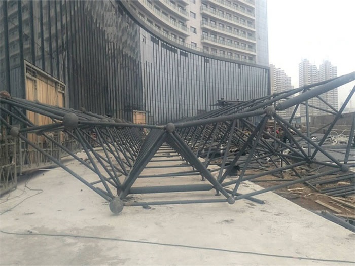 鸡西万豪酒店雨棚网架